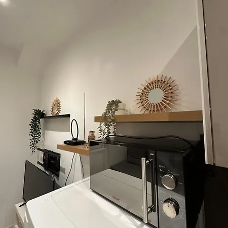 # Le 12 # Joli F2 Neuf, Centre Apartment *