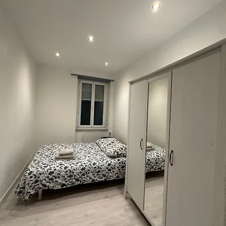 # Le 12 # Joli F2 Neuf, Centre