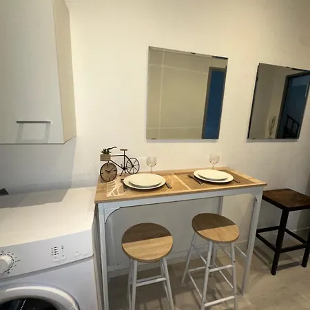 # Le 12 # Joli F2 Neuf, Centre Appartement