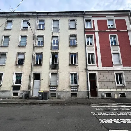 # Le 12 # Joli F2 Neuf, Centre * Mulhouse